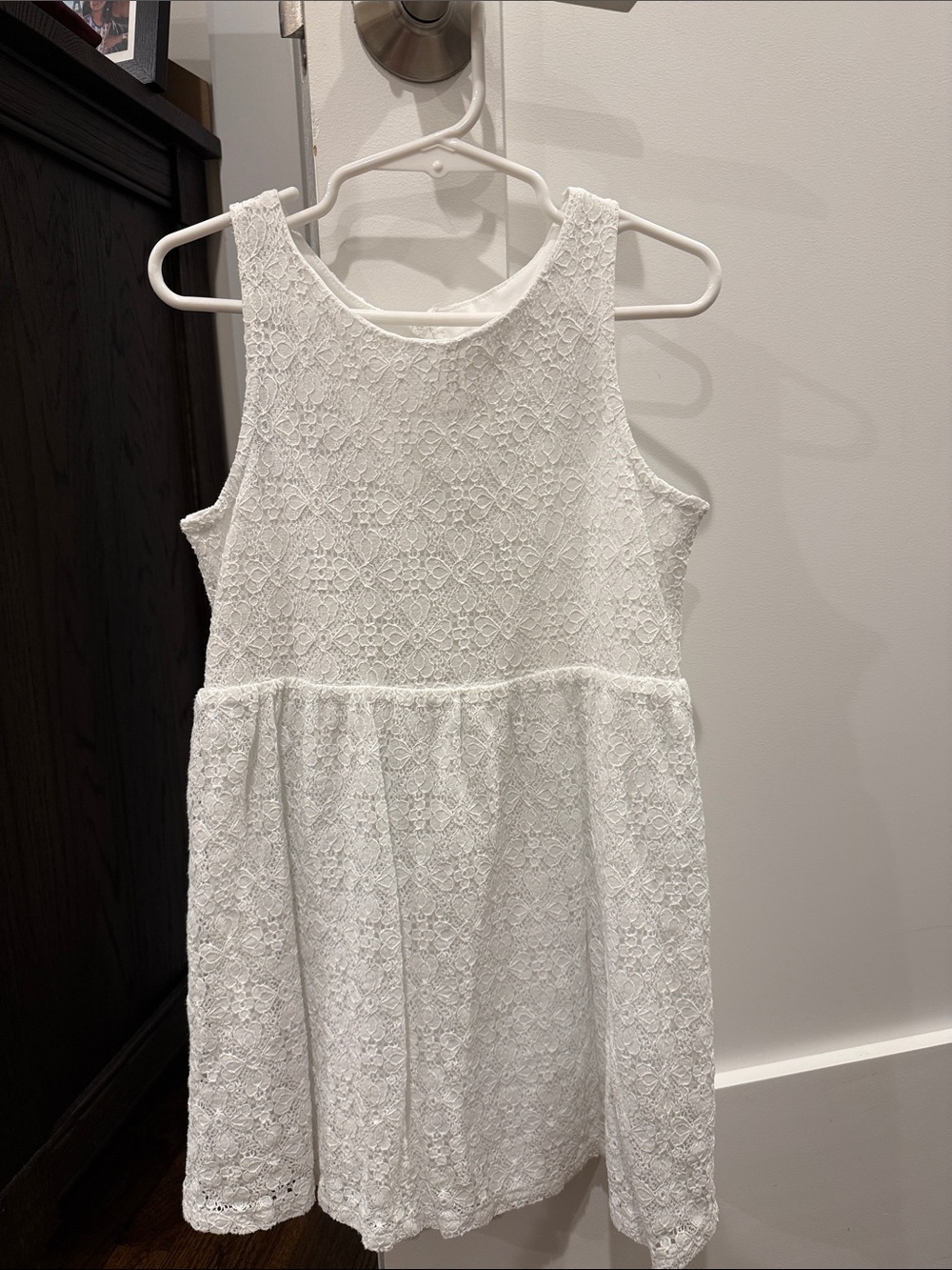 H&M White Lace Sleeveless Party Dress